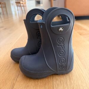 Crocs Toddler Rain Boots Size 7 Navy Blue Like New